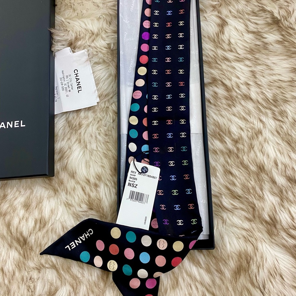 Authentic Chanel Bandeau/Twilly Polka Dots CC Logo